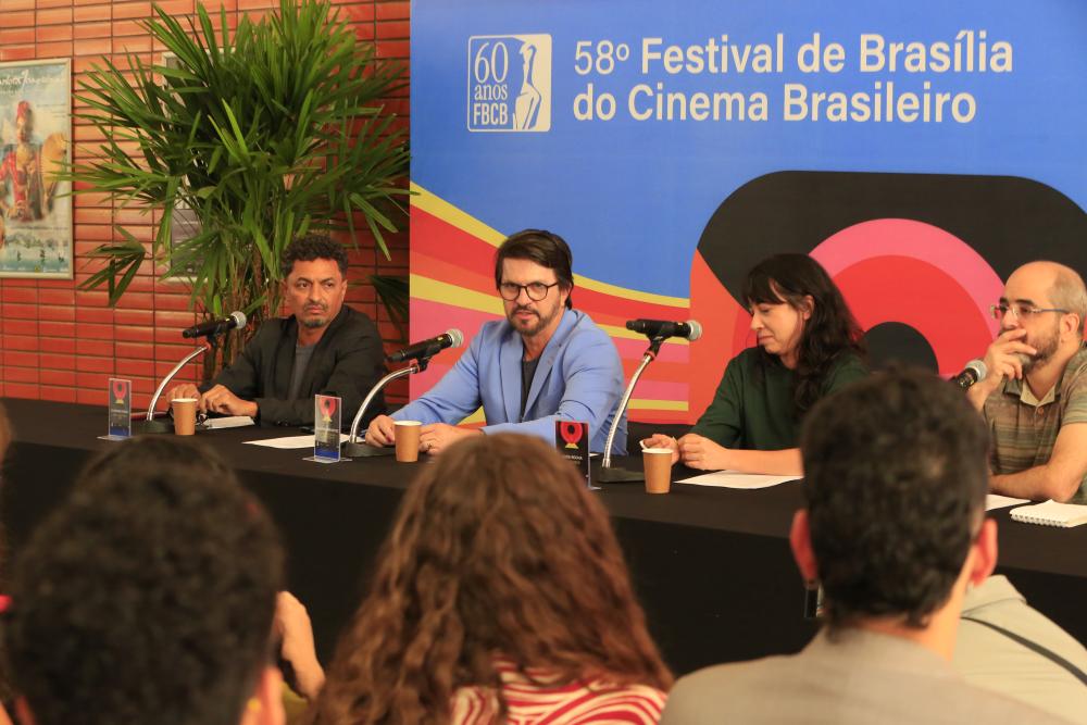 Capa da notícia: Festival de Brasília do Cinema Brasileiro celebra 60 anos com novidades para o audiovisual do DF